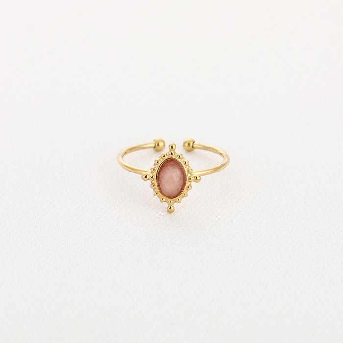 Stone ring rose