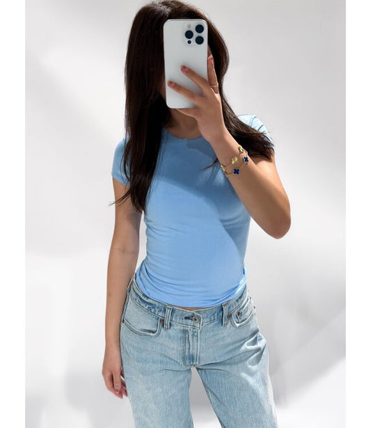 Basic top licht blauw