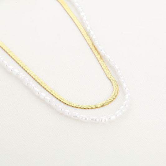 Plated pearl necklace gold