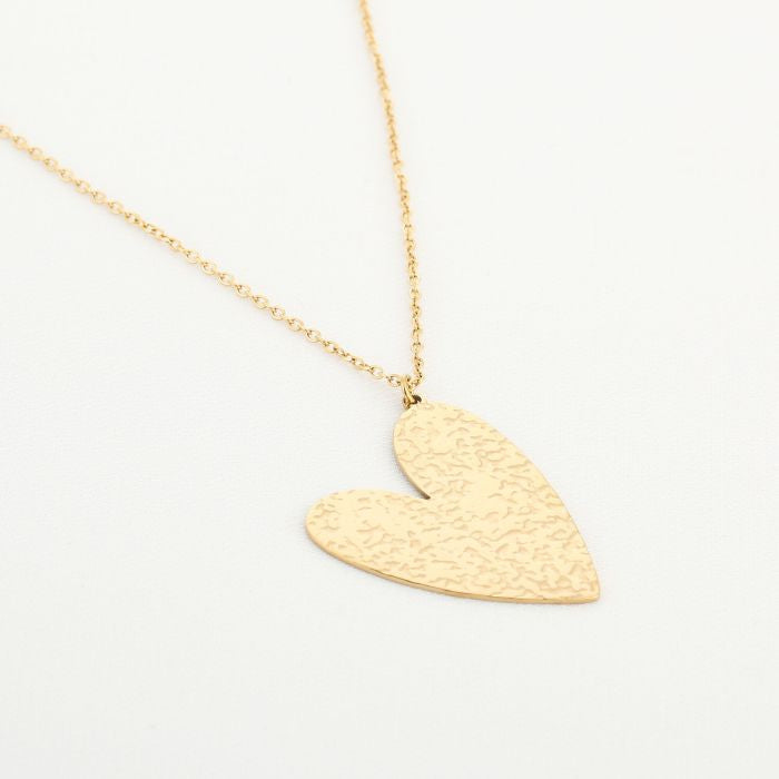 Heart necklace gold