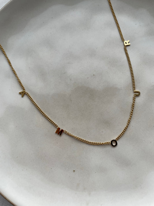 Amour necklace gold