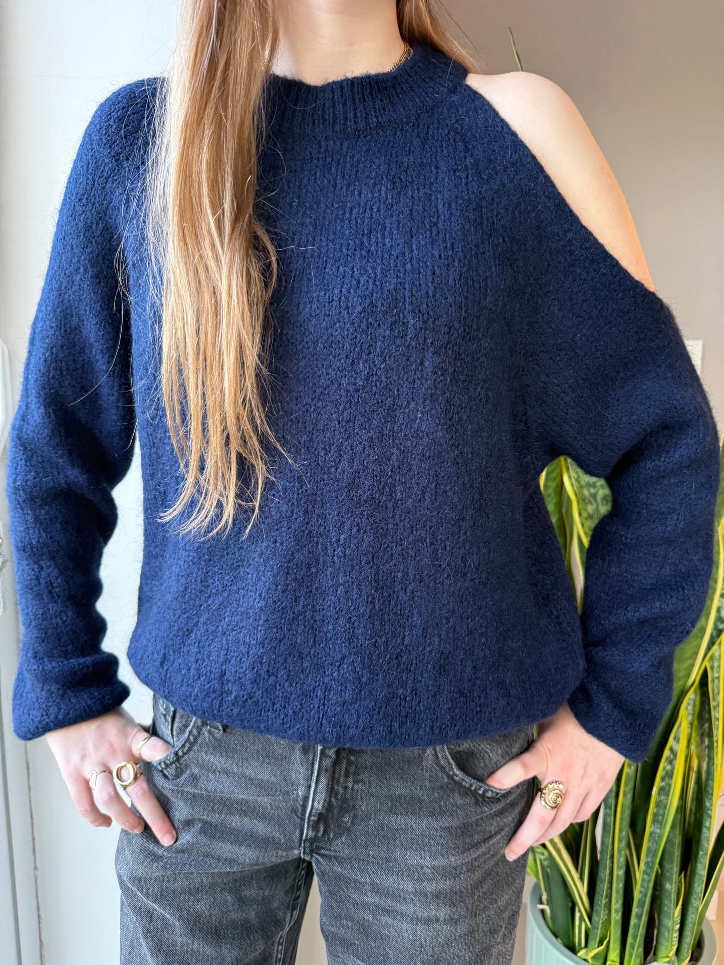 Open shoulder trui navy