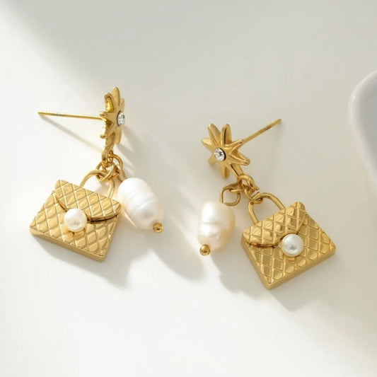 Shopping earrings gold