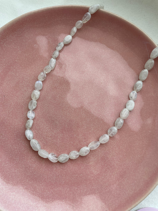 Stone necklace white Bergkristal