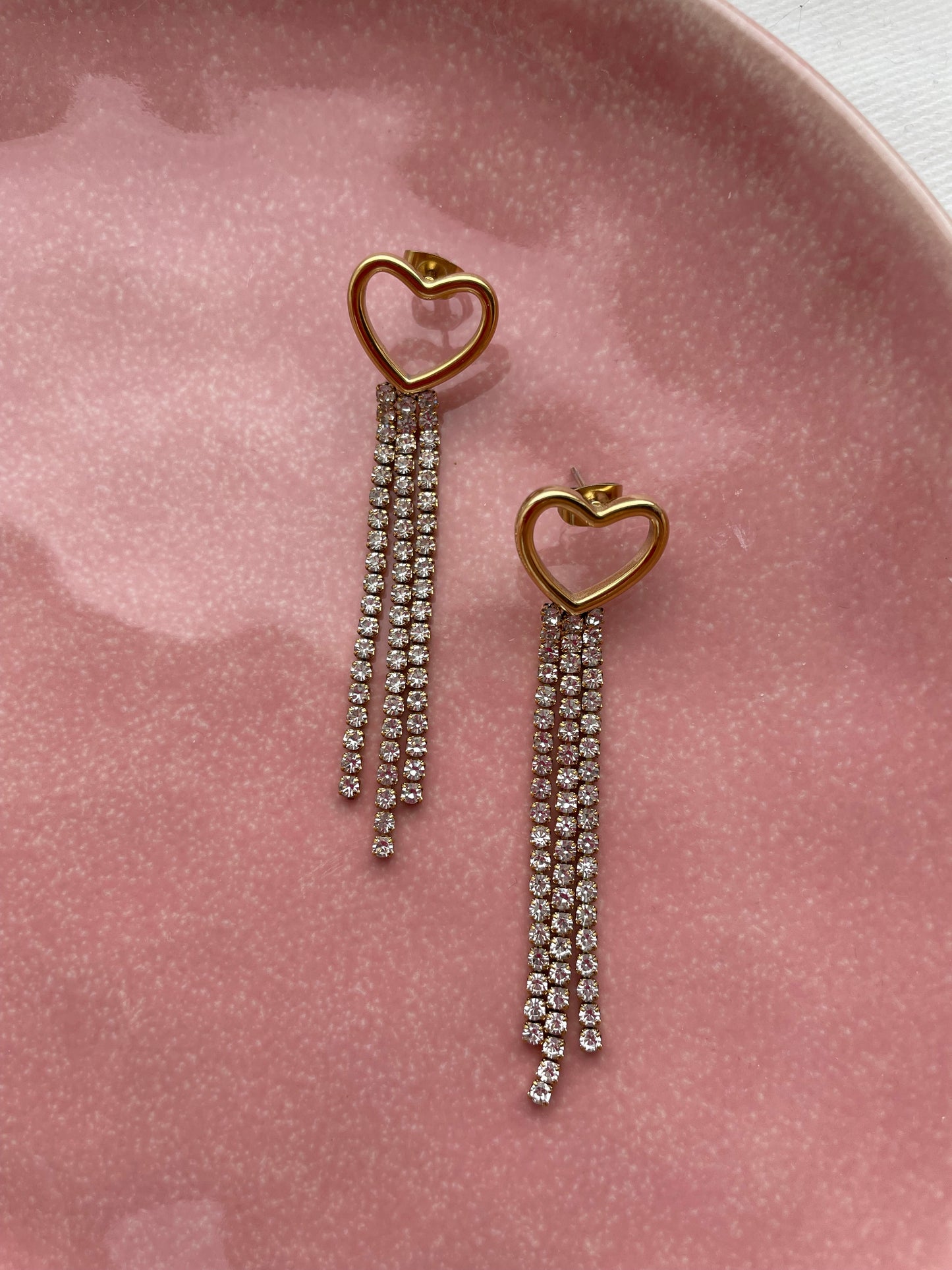 Diamond heart earrings gold